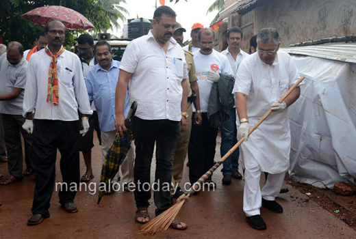 Union Minister Chaudhury 1